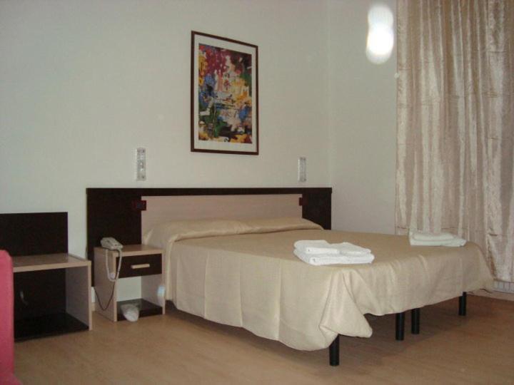 Hotel Canasta Rimini Esterno foto